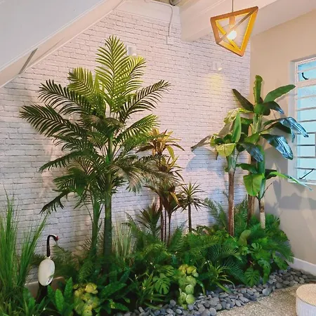 Fa House By The Beach